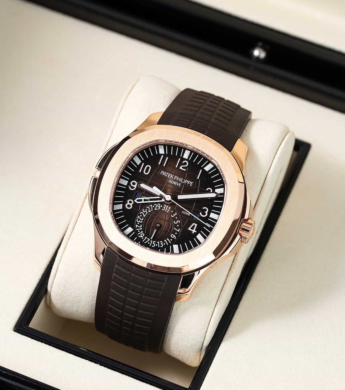 Patek Philippe Aquanaut Calendar